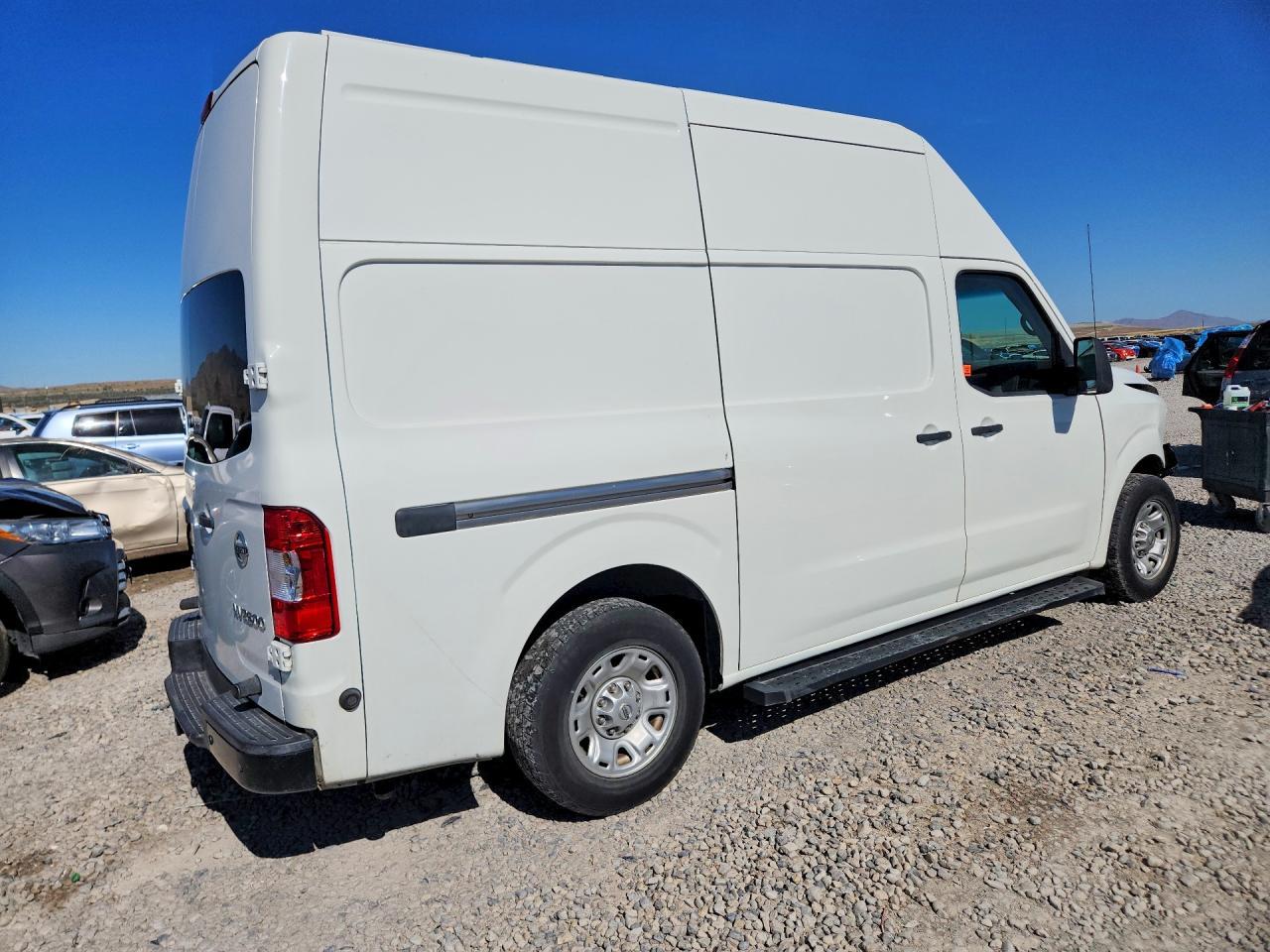 2017 Nissan Nv 2500 Delivery Van - Фото 3