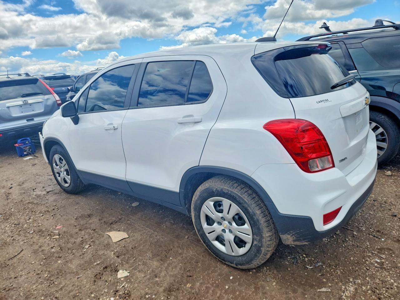2019 Chevrolet Trax Ls - Фото 2