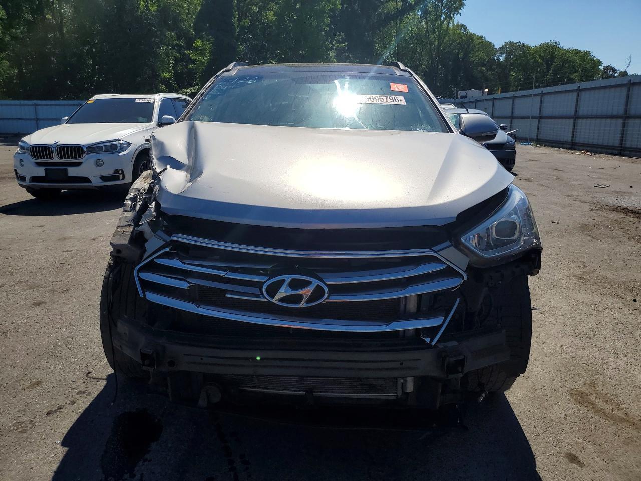 2015 Hyundai Santa Fe Gls - Image 5