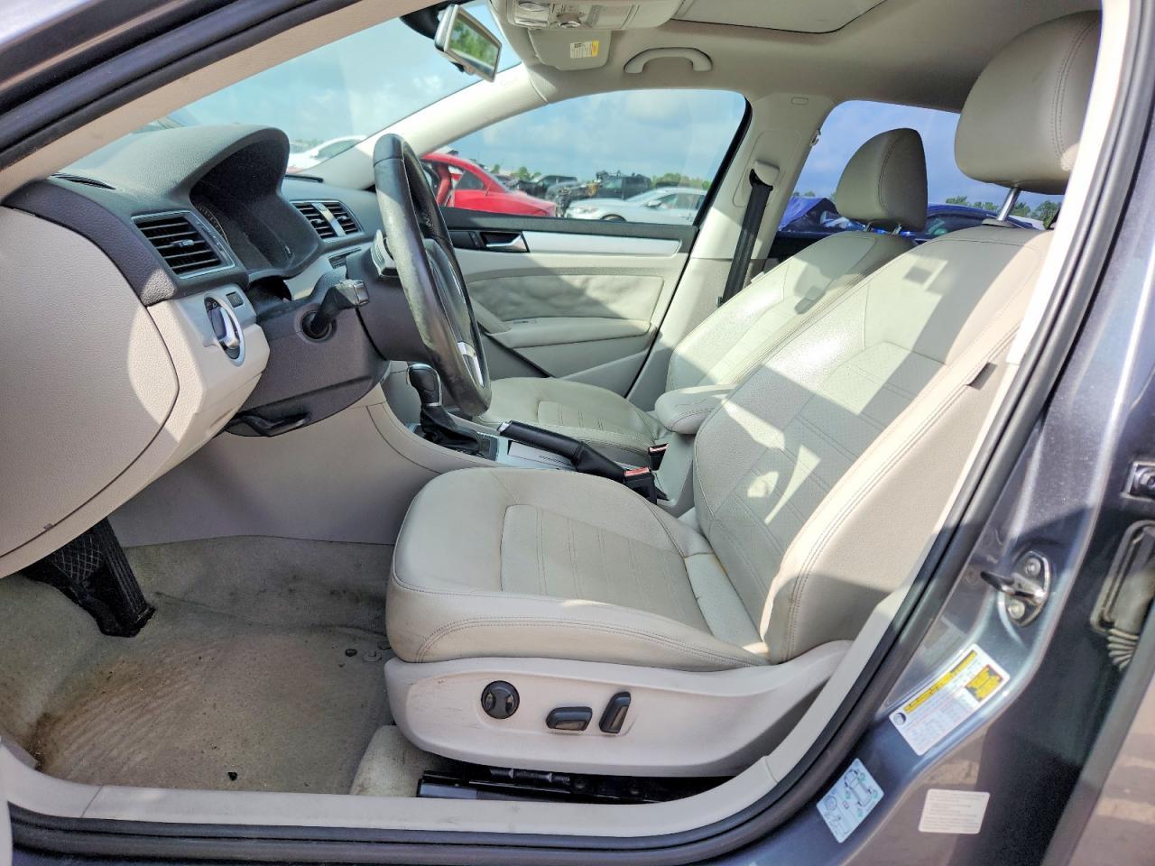 2012 Volkswagen Passat Se - Фото 7
