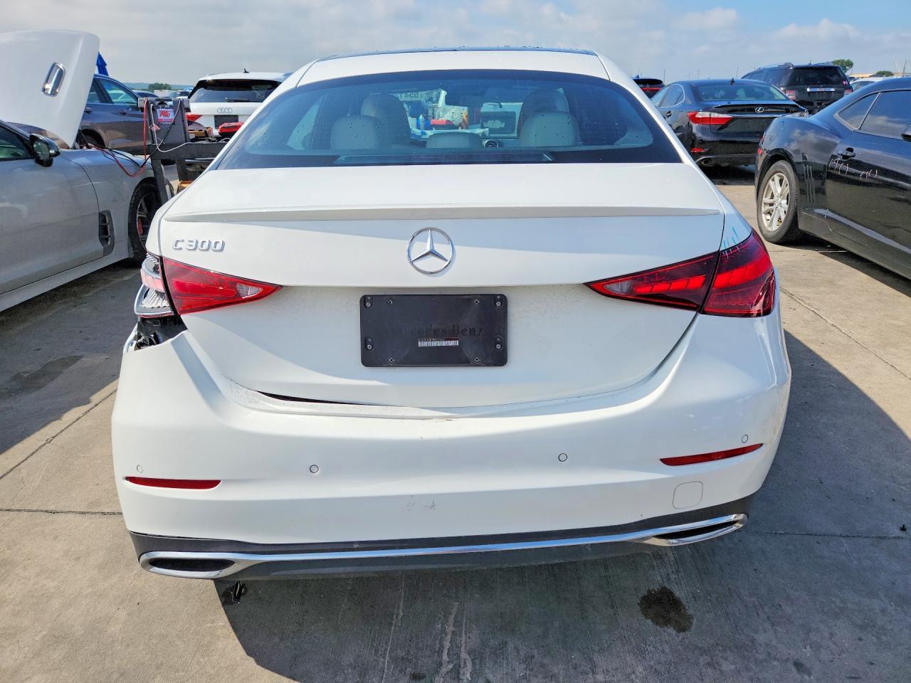 2024 Mercedes-Benz C 300 - Фото 6