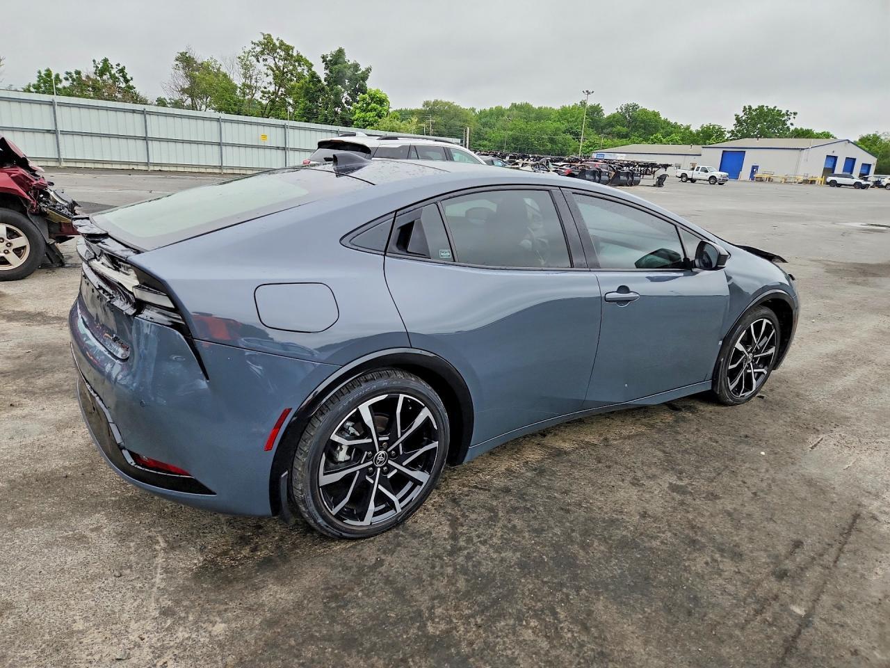 2024 Toyota Prius Prime Xse Premium - Image 3