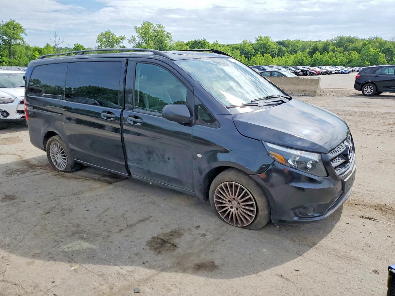 2017 Mercedes-Benz Metris - Image 4