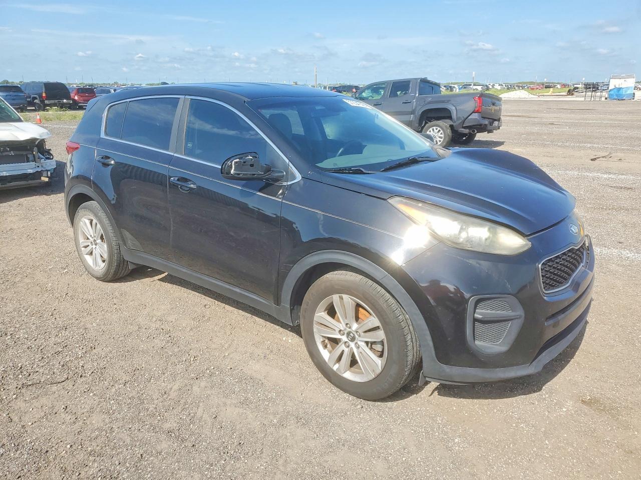 2017 Kia Sportage Lx - Image 4