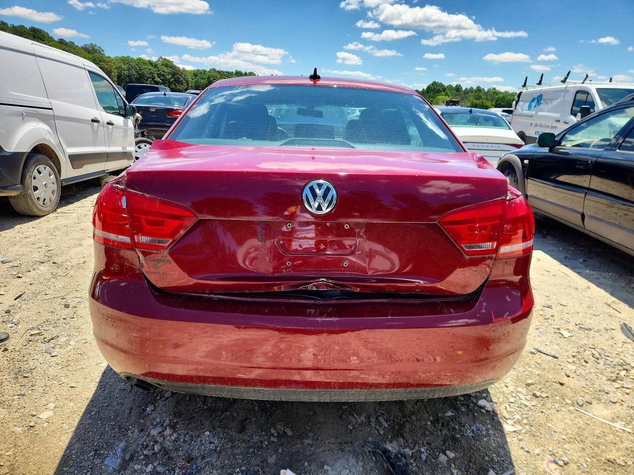 2015 Volkswagen Passat S - Фото 6