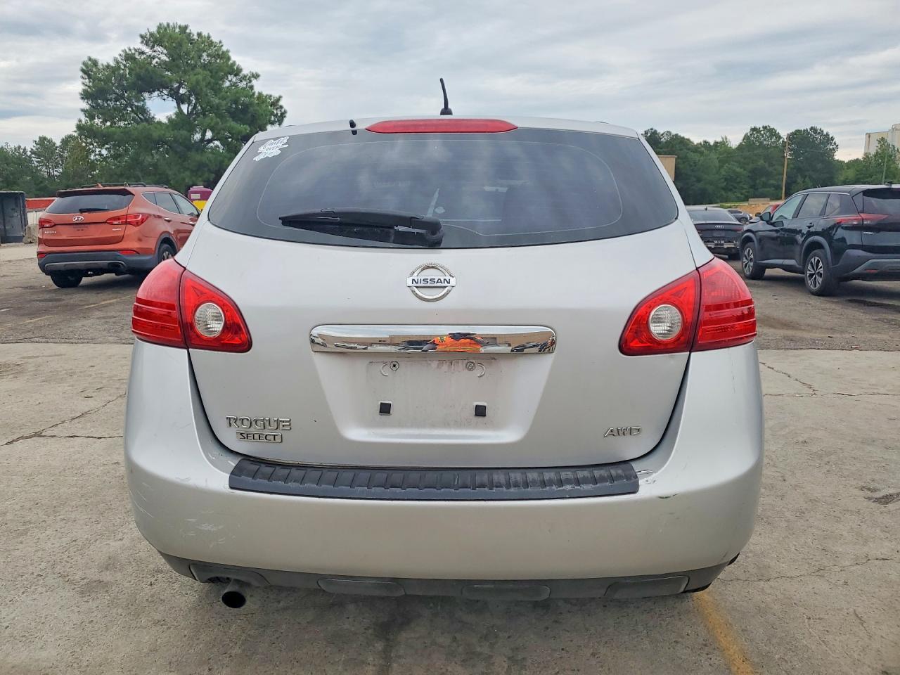 2014 Nissan Rogue Select S - Фото 6