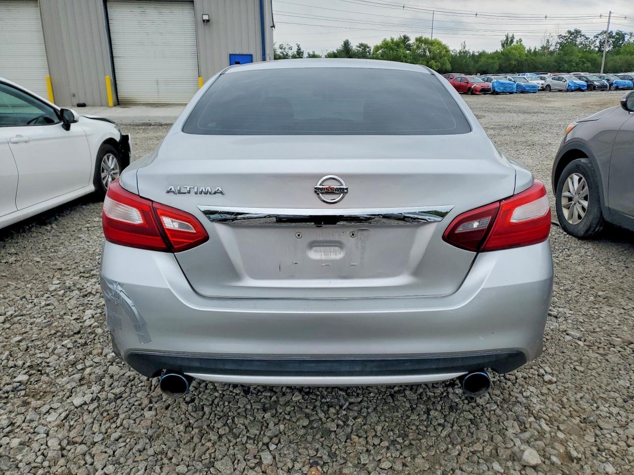 2017 Nissan Altima 2.5 S - Фото 6
