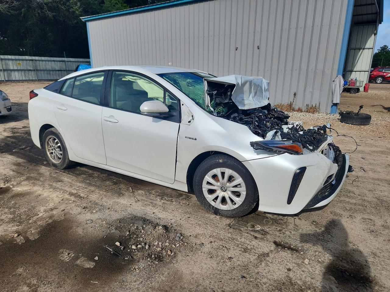 2022 Toyota Prius L Eco - Фото 4