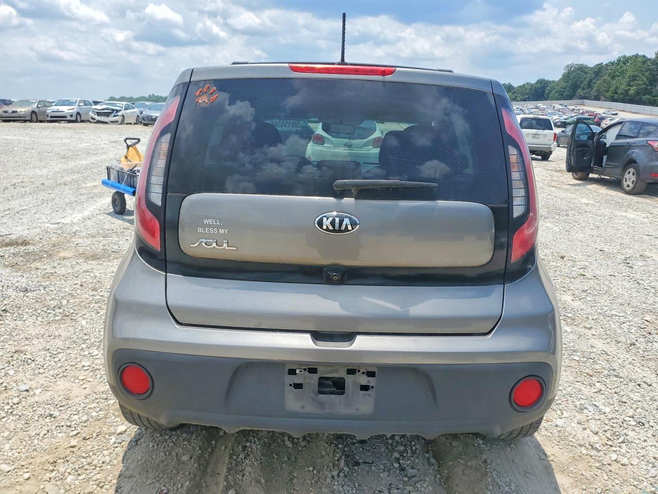 2017 Kia Soul Base - Фото 6