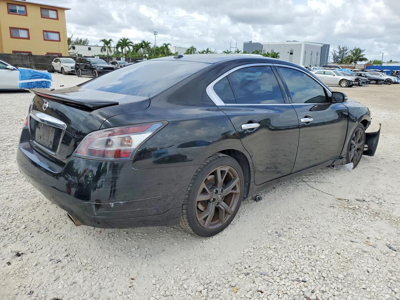 2013 Nissan Maxima 3.5 S - Фото 3