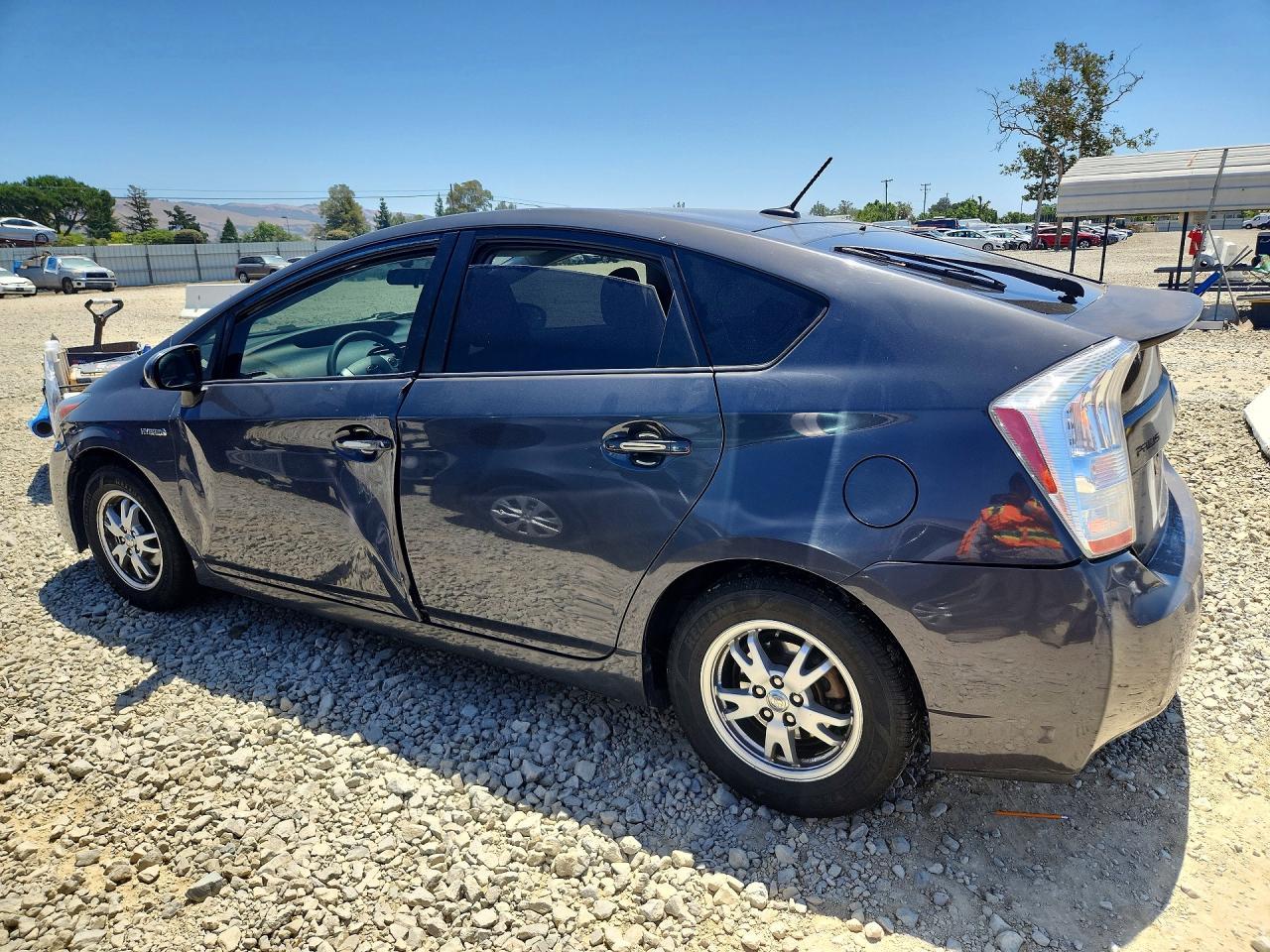 2010 Toyota Prius Ii - Image 2