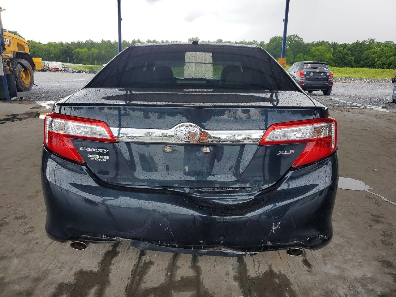 2012 Toyota Camry Xle V6 - Фото 6