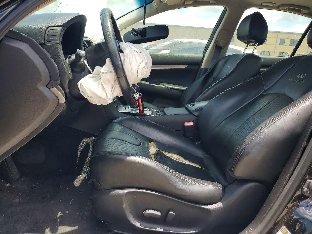 2010 Infiniti G37 - Фото 7