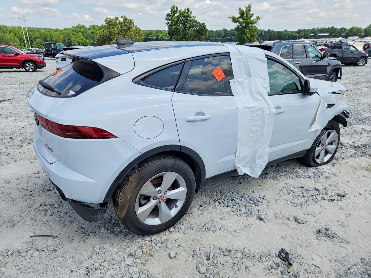 2020 Jaguar E-Pace - Фото 3