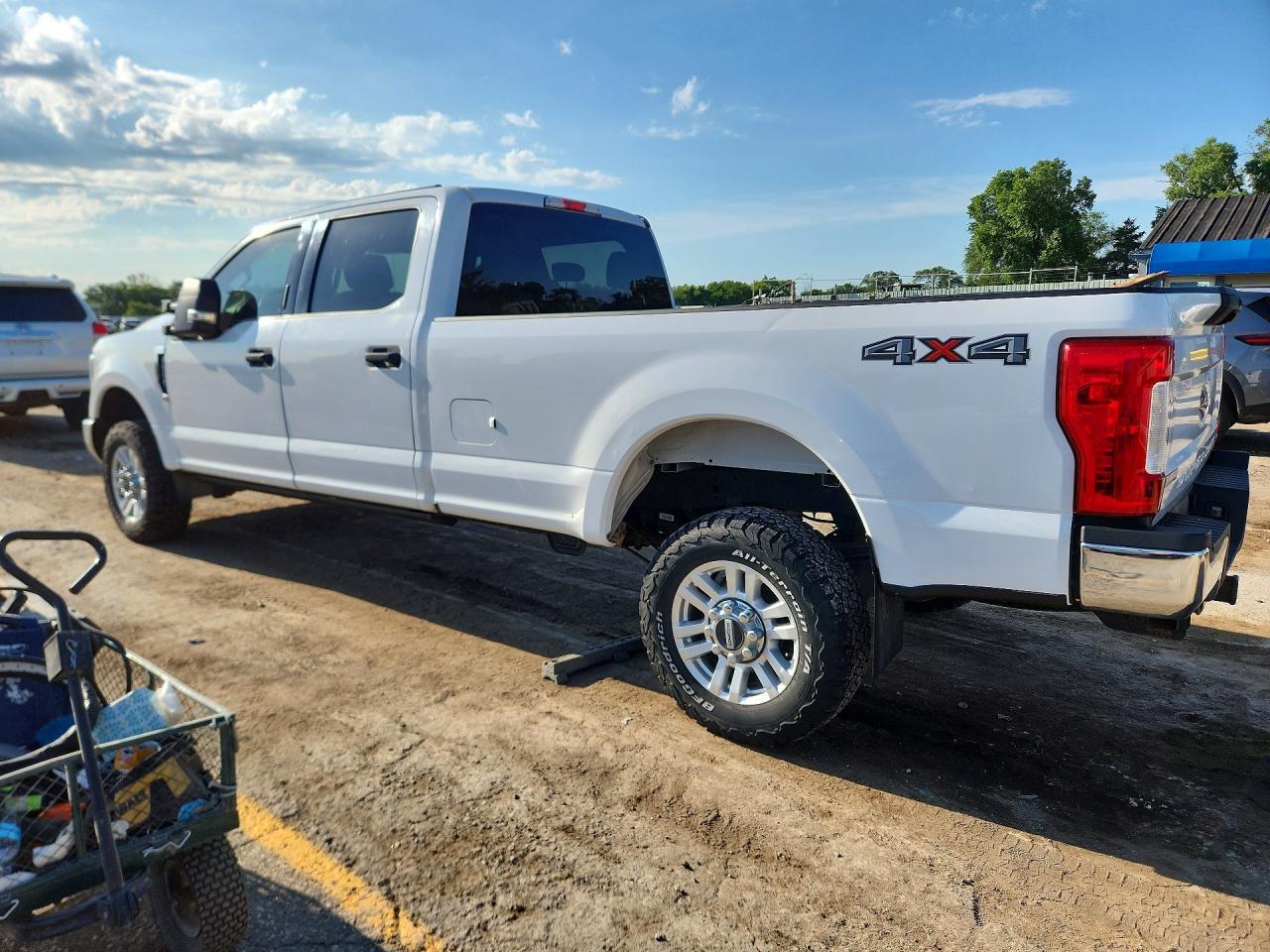2018 Ford F-250 - Image 2