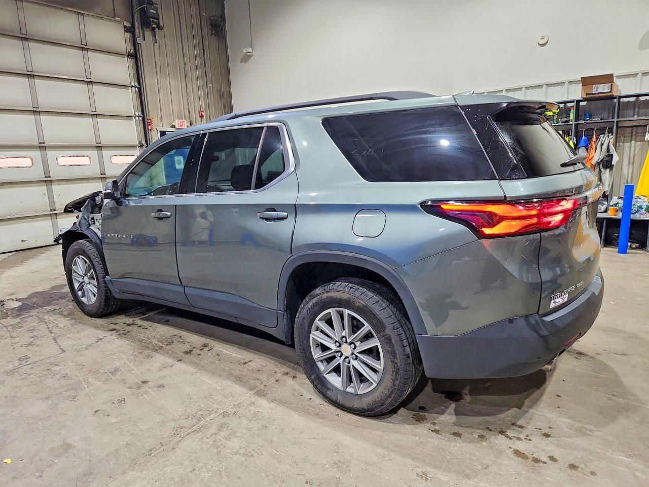 2023 Chevrolet Traverse Lt - Image 2