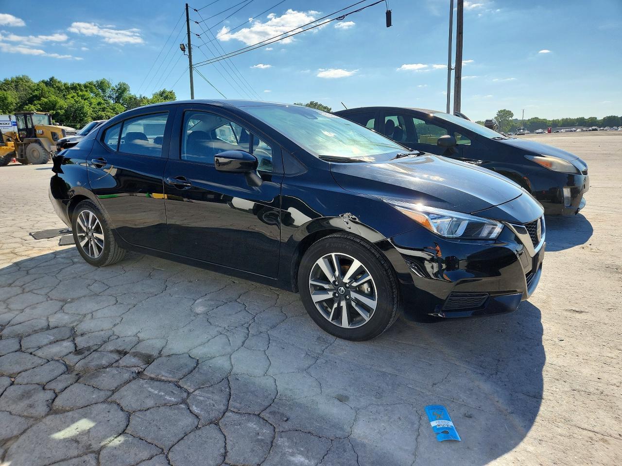 2022 Nissan Versa Sv - Image 4