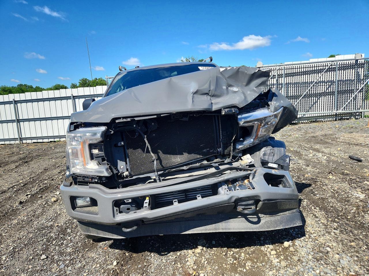 2018 Ford F150 Super Cab - Фото 5