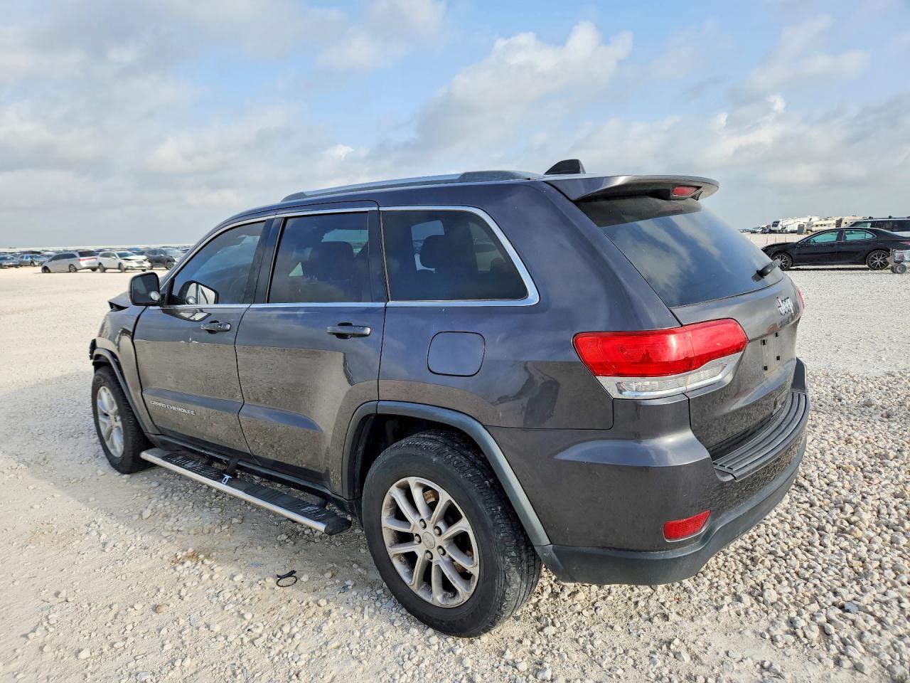 2015 Jeep Grand Cherokee Laredo - Image 2