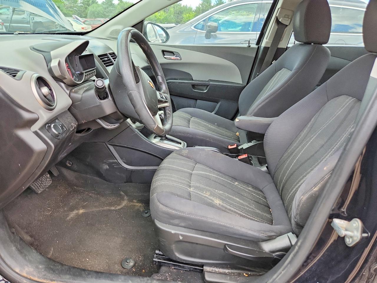 2015 Chevrolet Sonic Lt - Фото 7