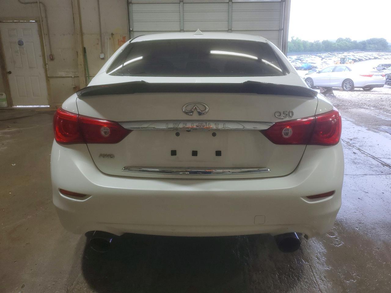 2014 Infiniti Q50 Premium - Image 6