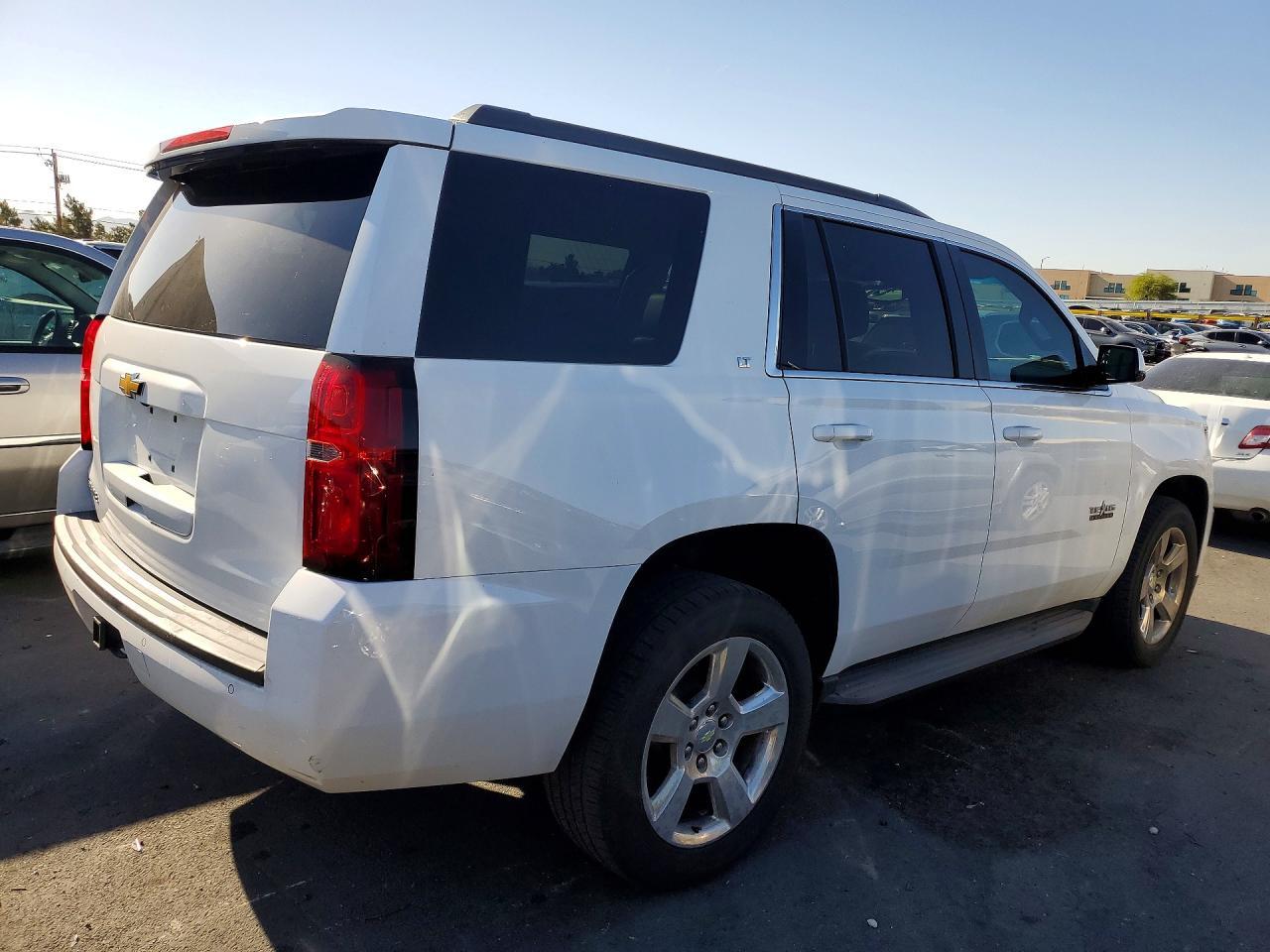 2015 Chevrolet Tahoe C1500 Lt - Image 3