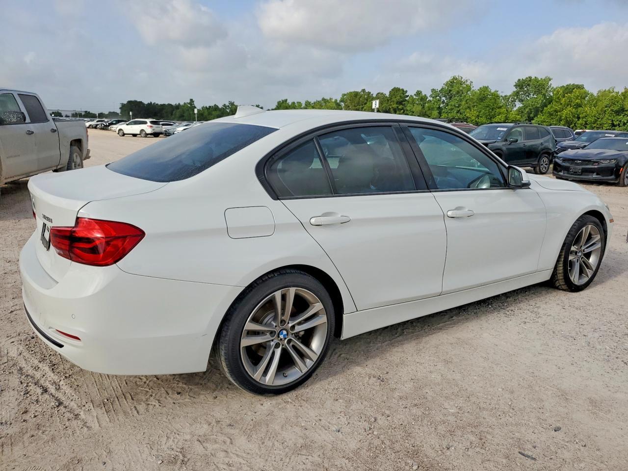 2016 BMW 328 I Sulev - Фото 3