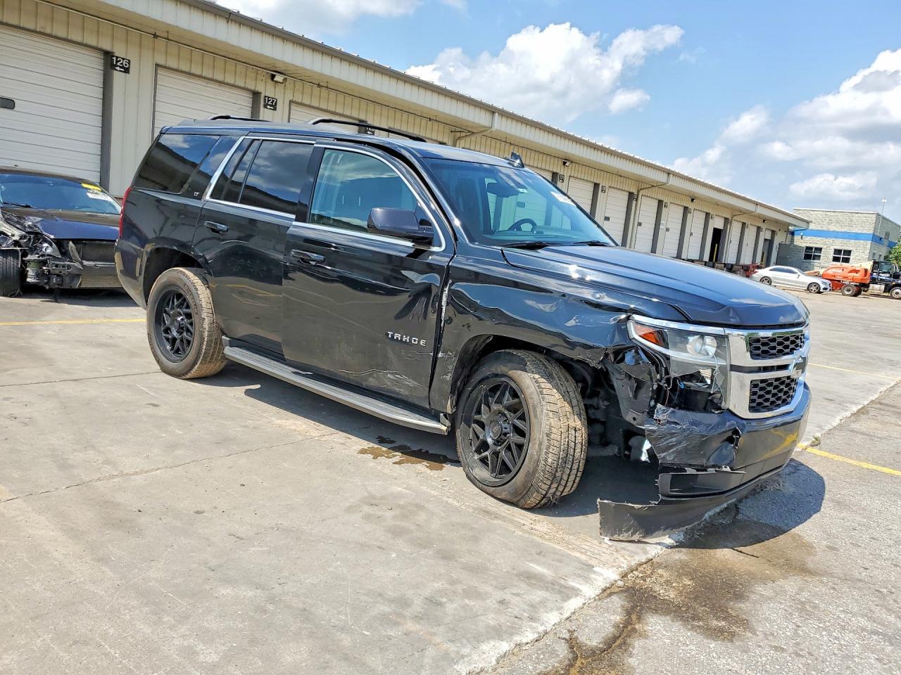 2017 Chevrolet Tahoe K1500 Lt - Image 4