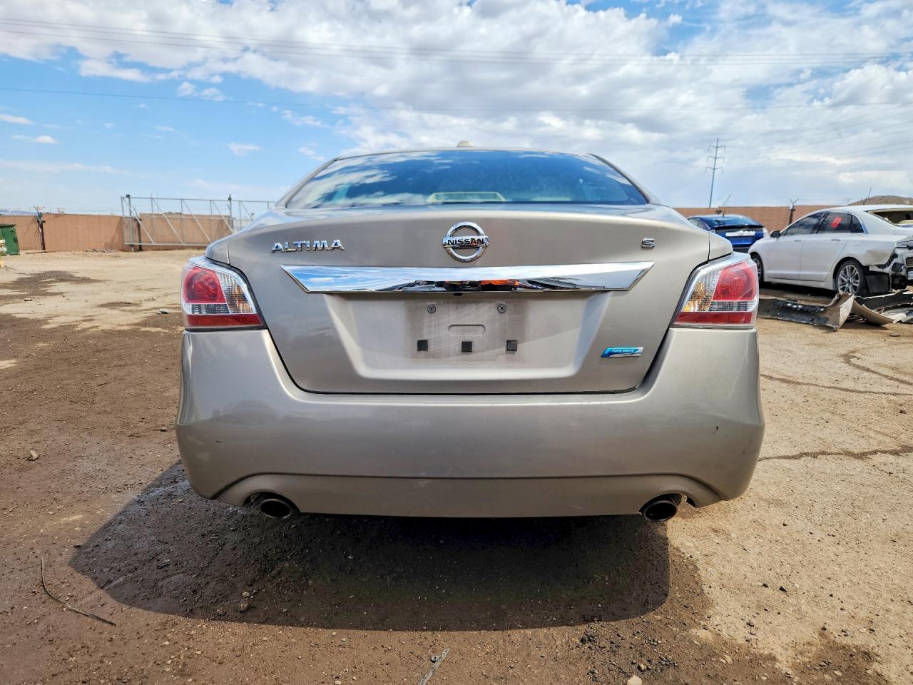 2014 Nissan Altima 2.5 S - Фото 6