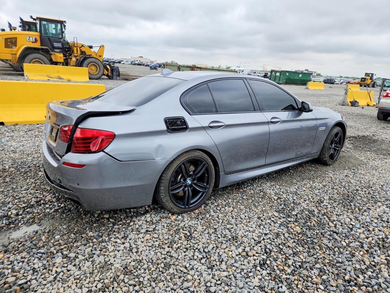 2014 BMW 550 Xi - Фото 3