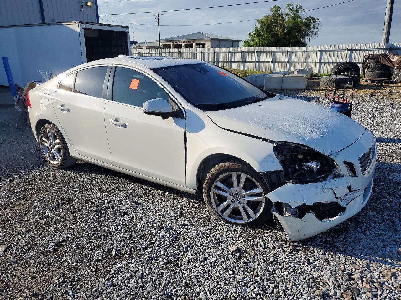 2013 Volvo S60 T5 - Image 4