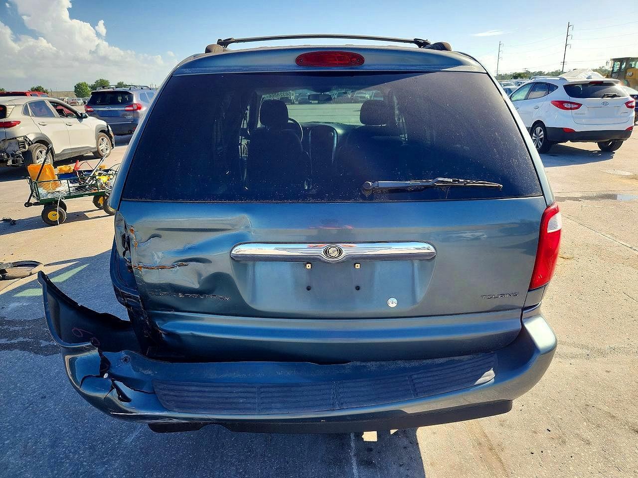 2006 Chrysler Town & Country Touring - Фото 6