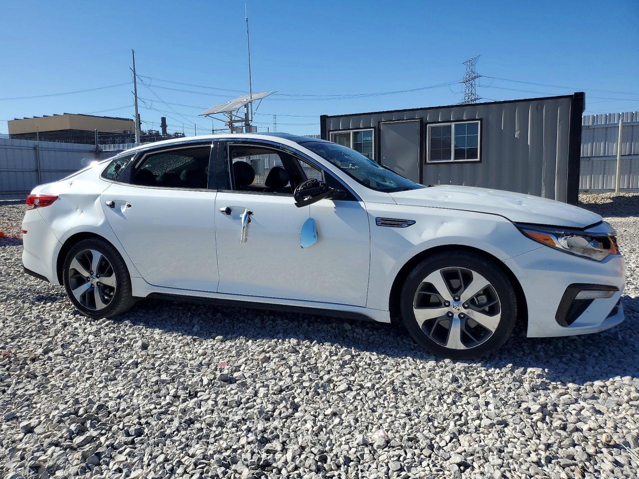 2019 Kia Optima S - Image 4