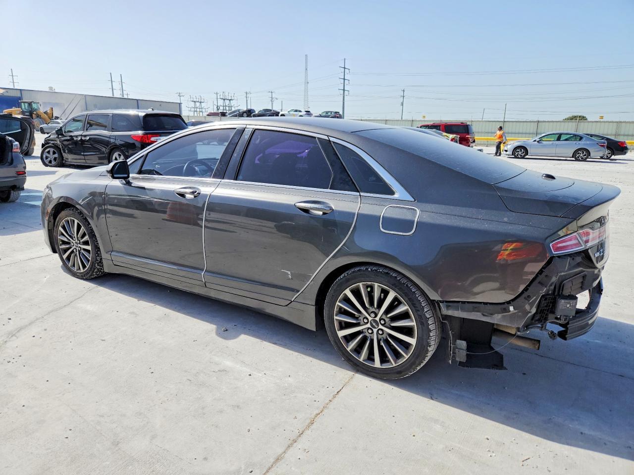 2019 Lincoln Mkz - Фото 2