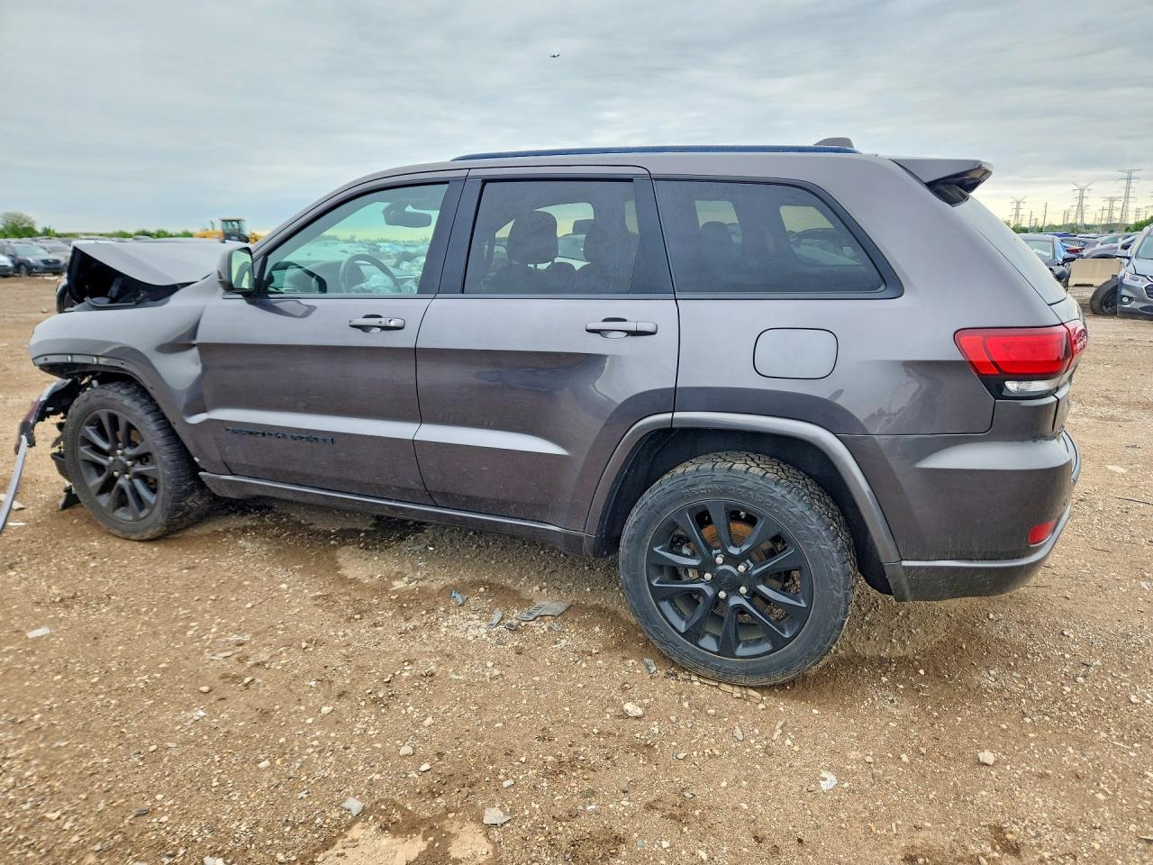 2019 Jeep Grand Cherokee Laredo - Фото 2