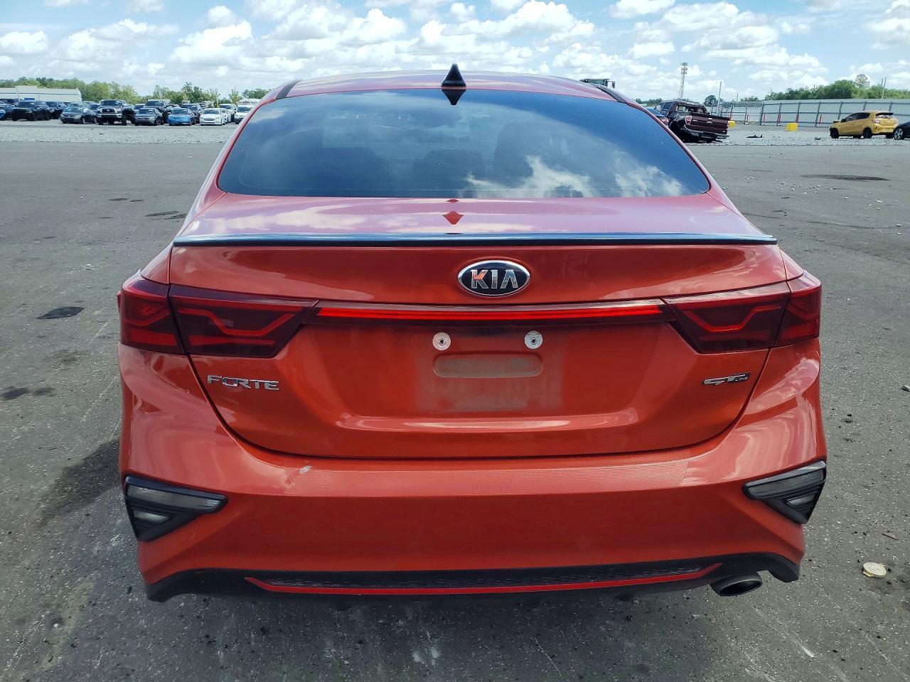2021 Kia Forte Gt Line - Image 6