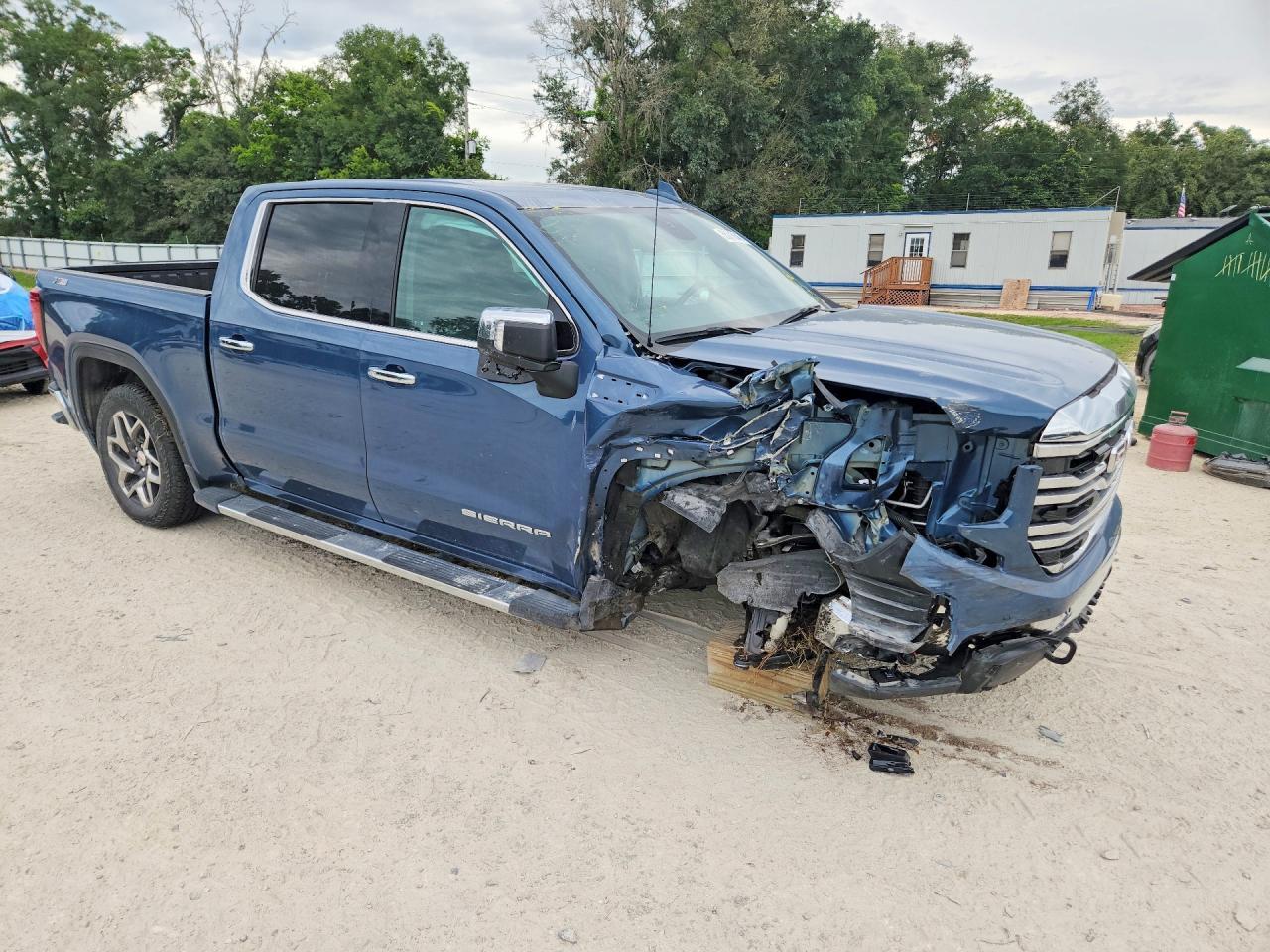 2024 GMC Sierra K1500 Slt - Image 4
