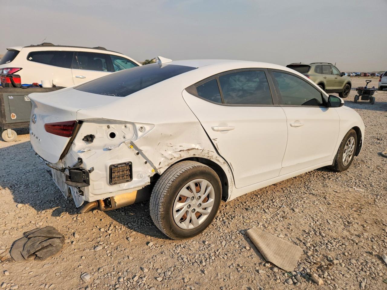 2020 Hyundai Elantra Sel - Фото 3