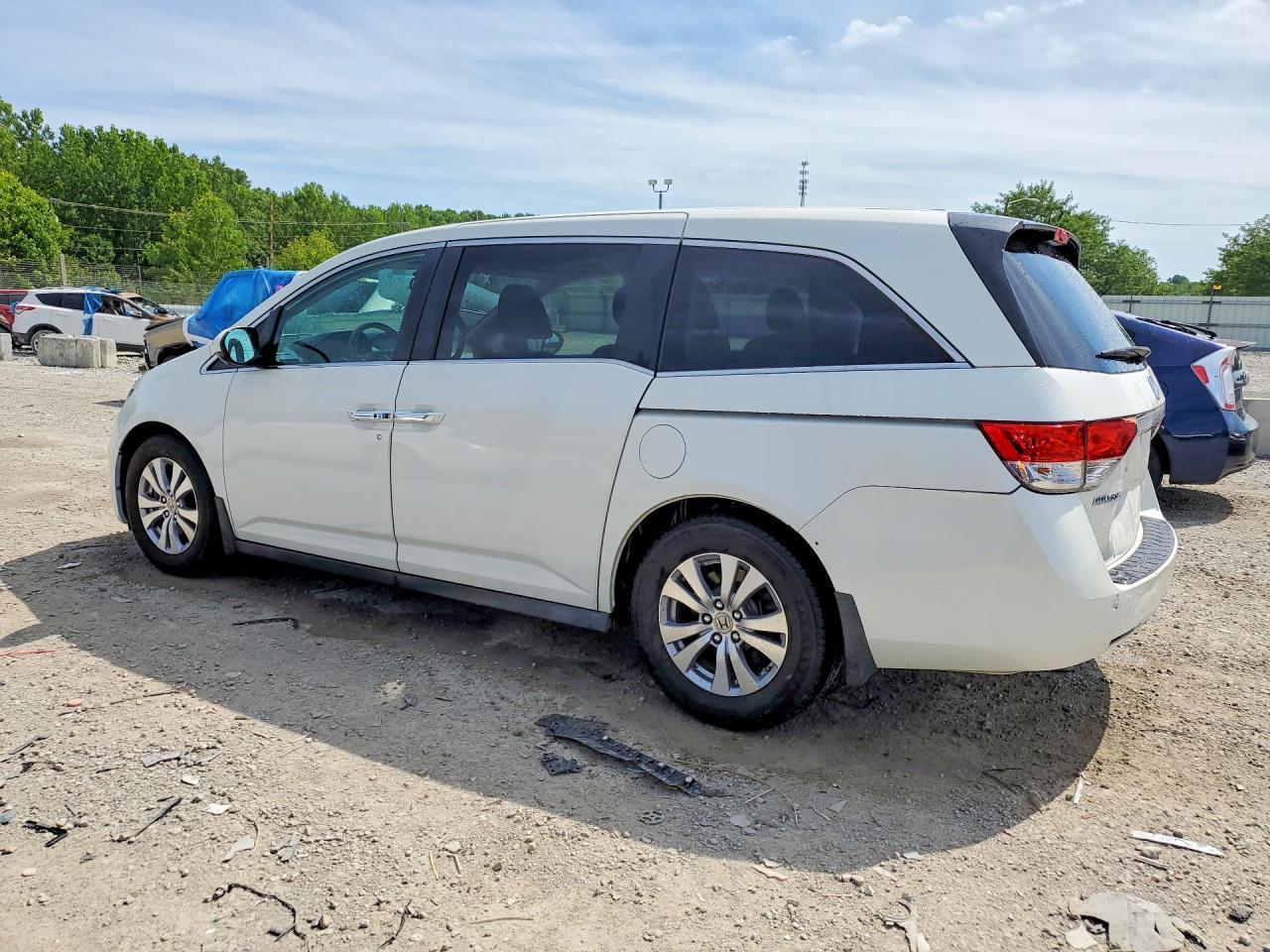2015 Honda Odyssey Exl - Image 2