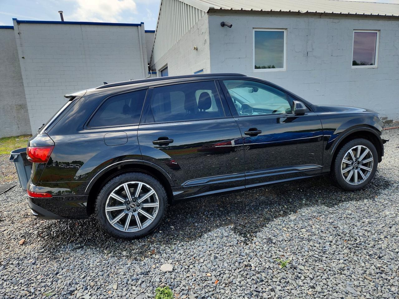 2022 Audi Q7 Premium Plus - Фото 3