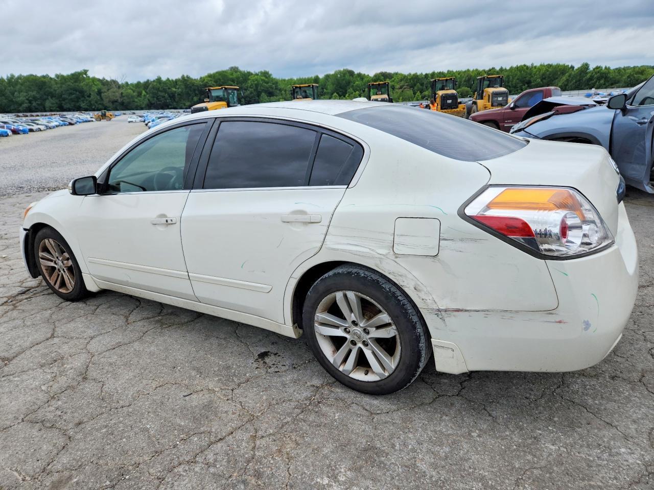 2012 Nissan Altima Sr - Фото 2