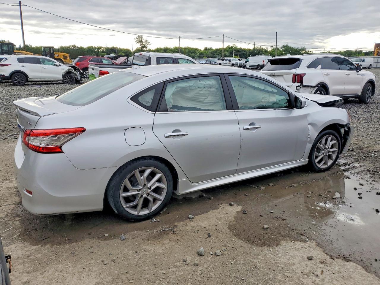 2013 Nissan Sentra S - Image 3