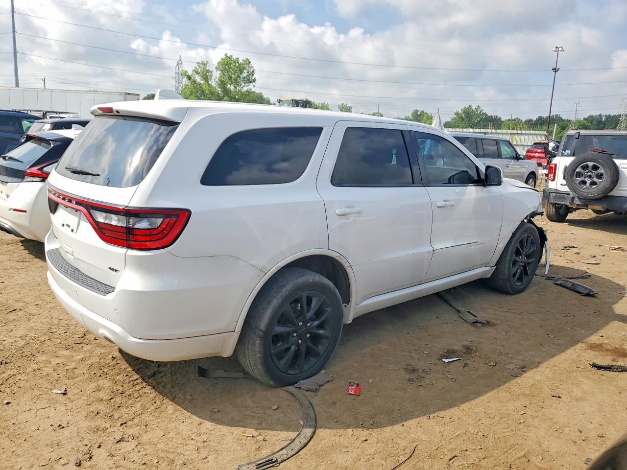 2017 Dodge Durango Gt - Image 3