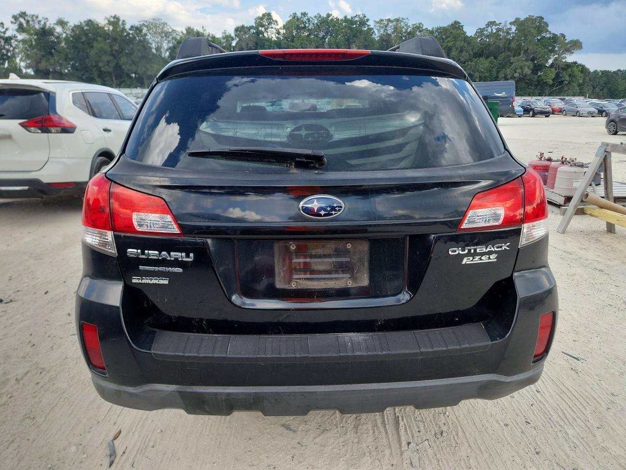 2010 Subaru Outback 2.5I Premium - Фото 6