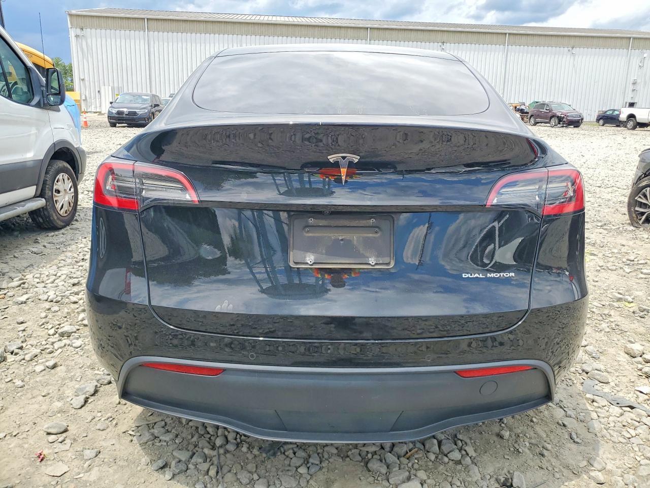 2020 Tesla Model Y - Фото 6