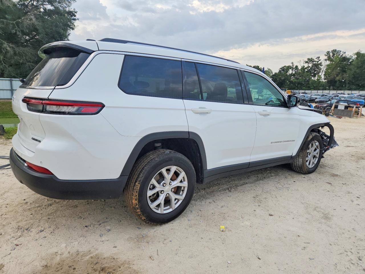 2024 Jeep Grand Cherokee L Limited - Фото 3