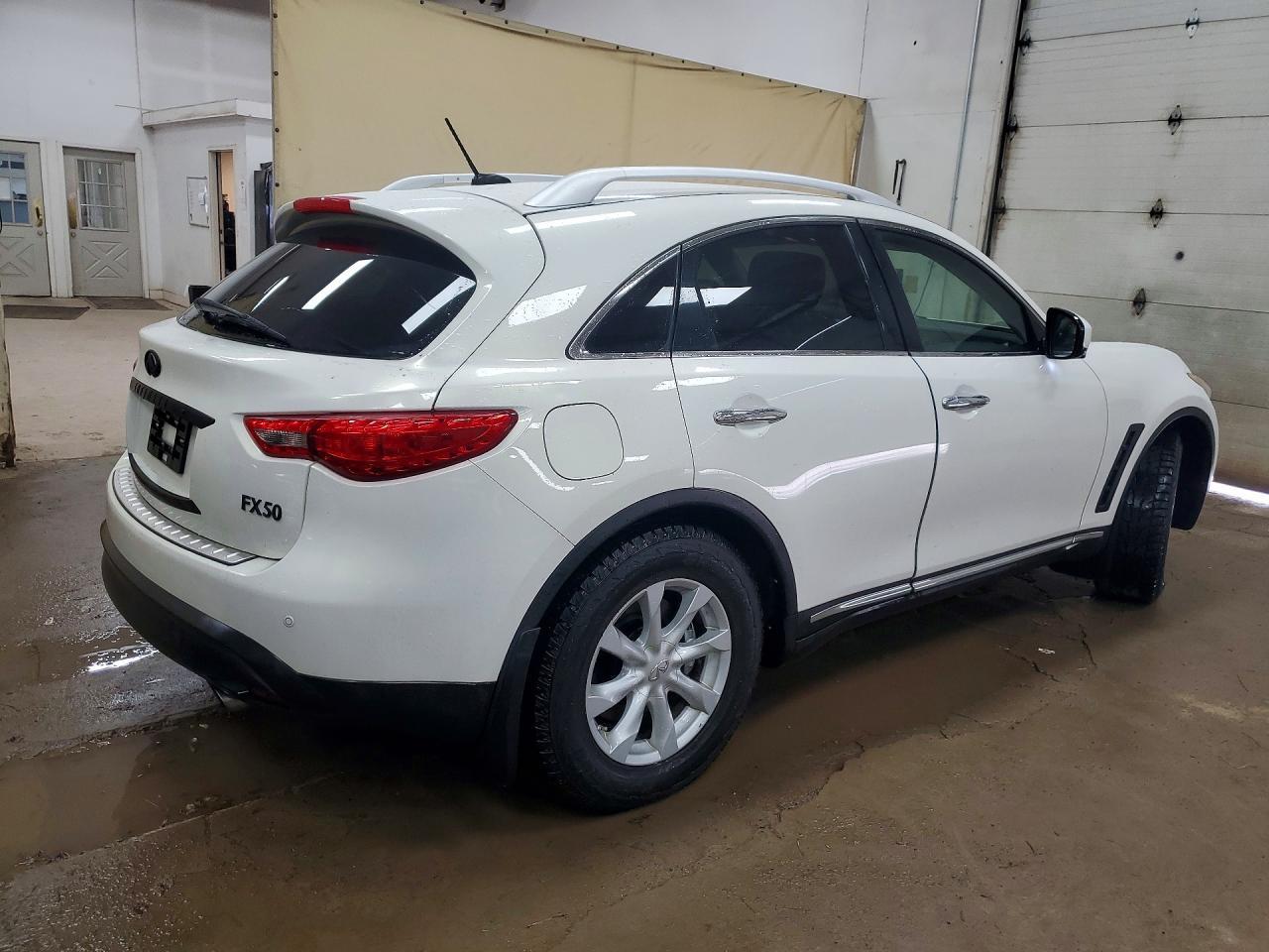 2011 Infiniti Fx50 Base - Image 3