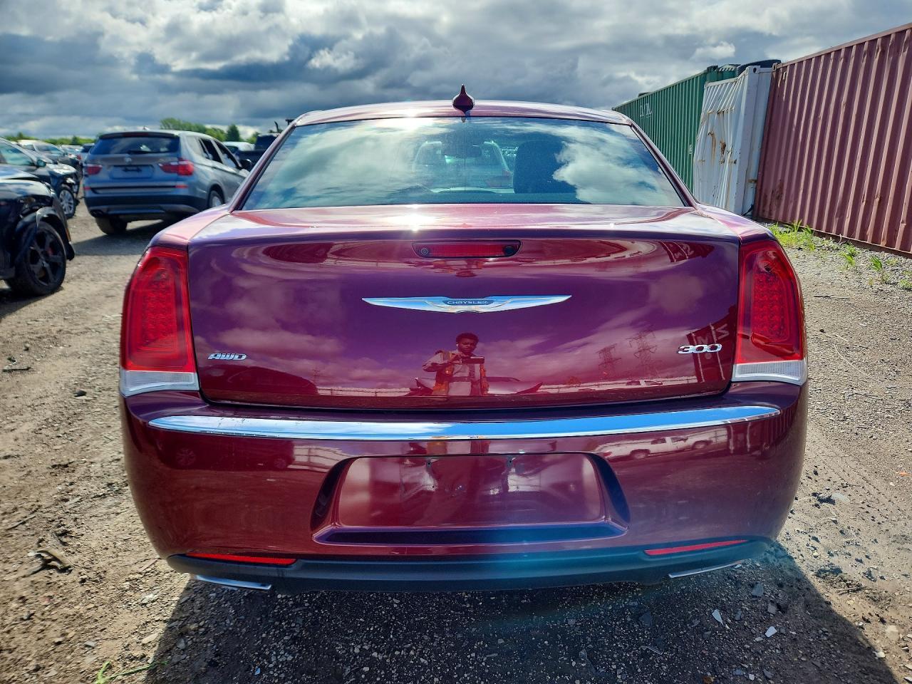 2016 Chrysler 300 Limited - Image 6