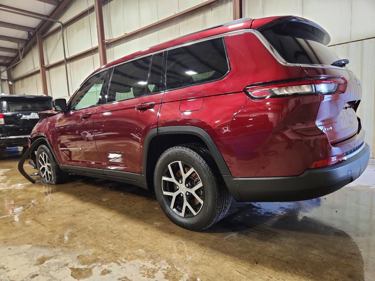 2024 Jeep Grand Cherokee L Limited - Image 2
