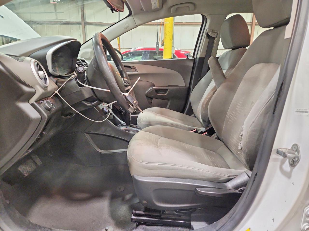 2017 Chevrolet Sonic - Image 7